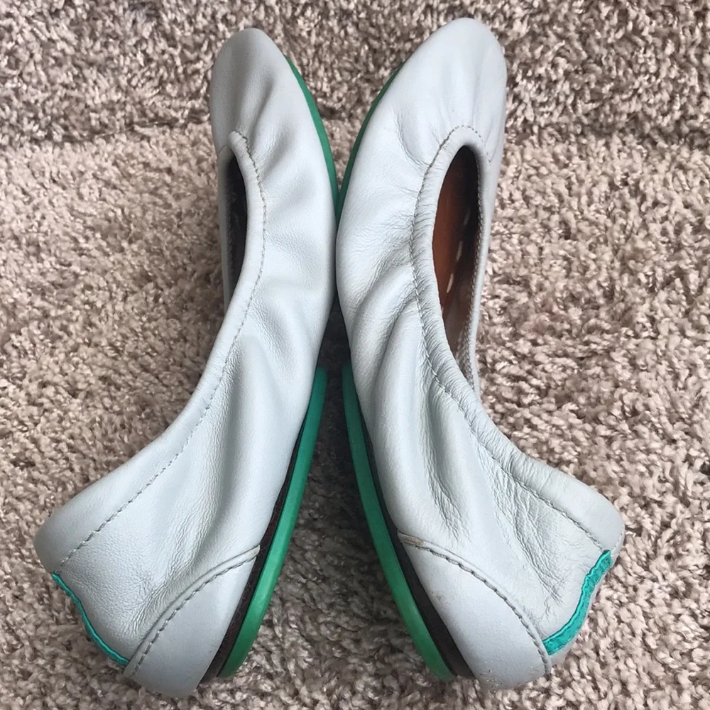 Tieks Cool Grey Leather Ballet Flats size 7